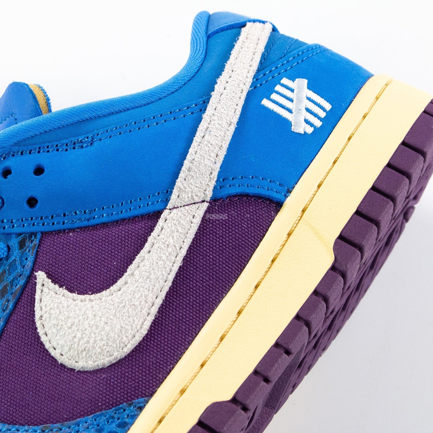 New Dunk Low 'Undefeated 5 On It Dunk vs. AF1' (2021)