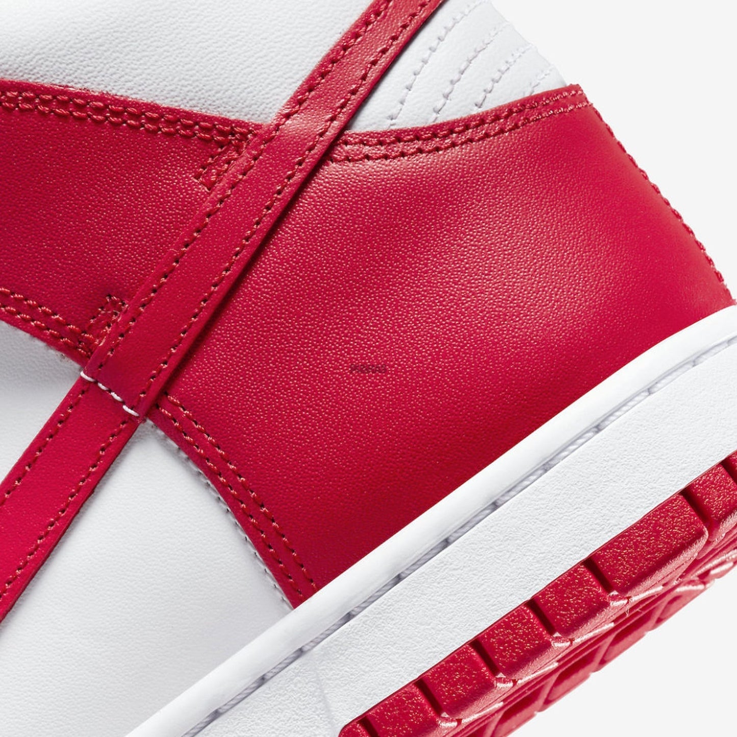 New Dunk High 'Championship White Red' (2022)