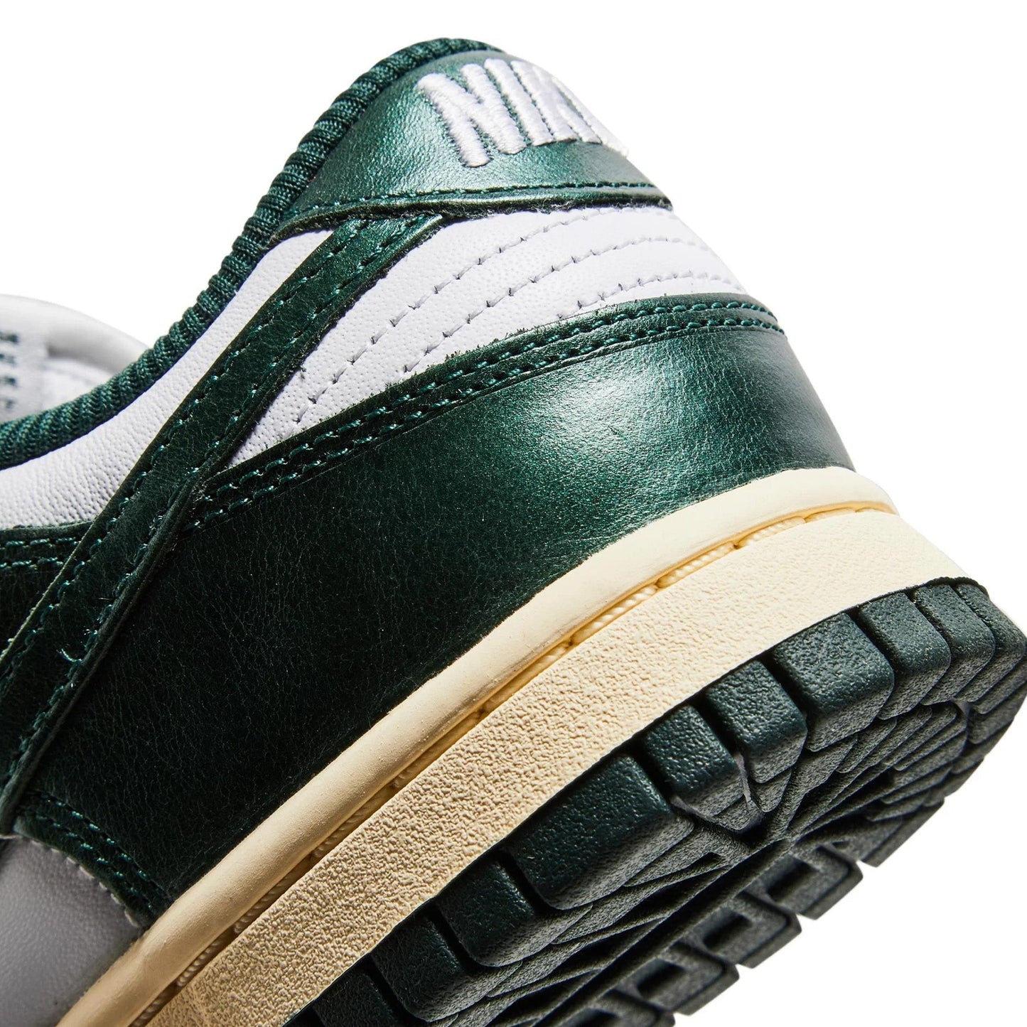 New Dunk Low 'Vintage Green' Women's (2022)