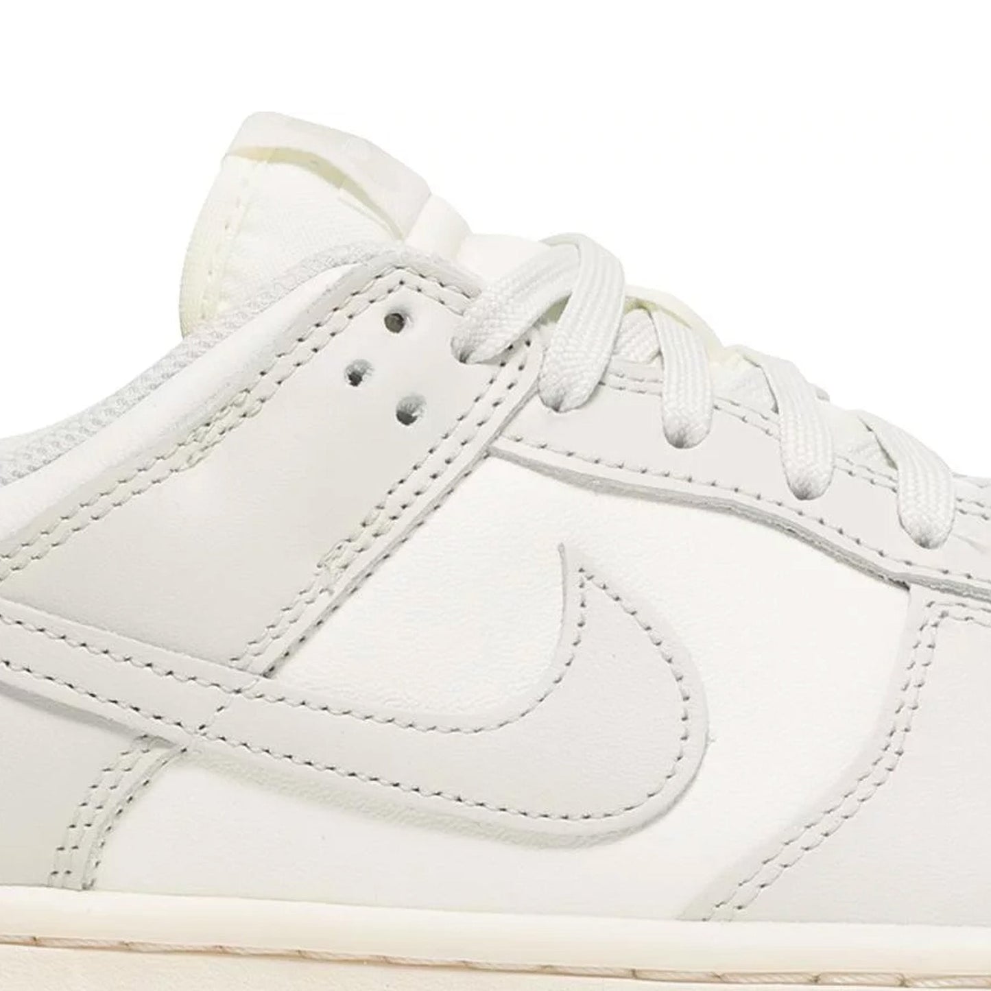 New Dunk Low 'Sail Light Bone' Women's (2021)