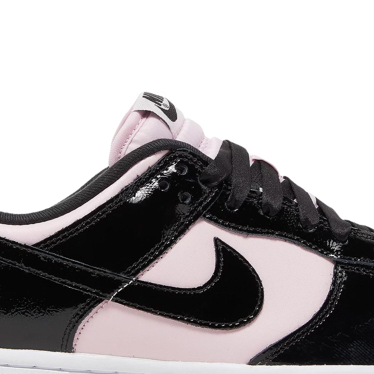 New Dunk Low 'Pink Foam Black' Woman's (2022)