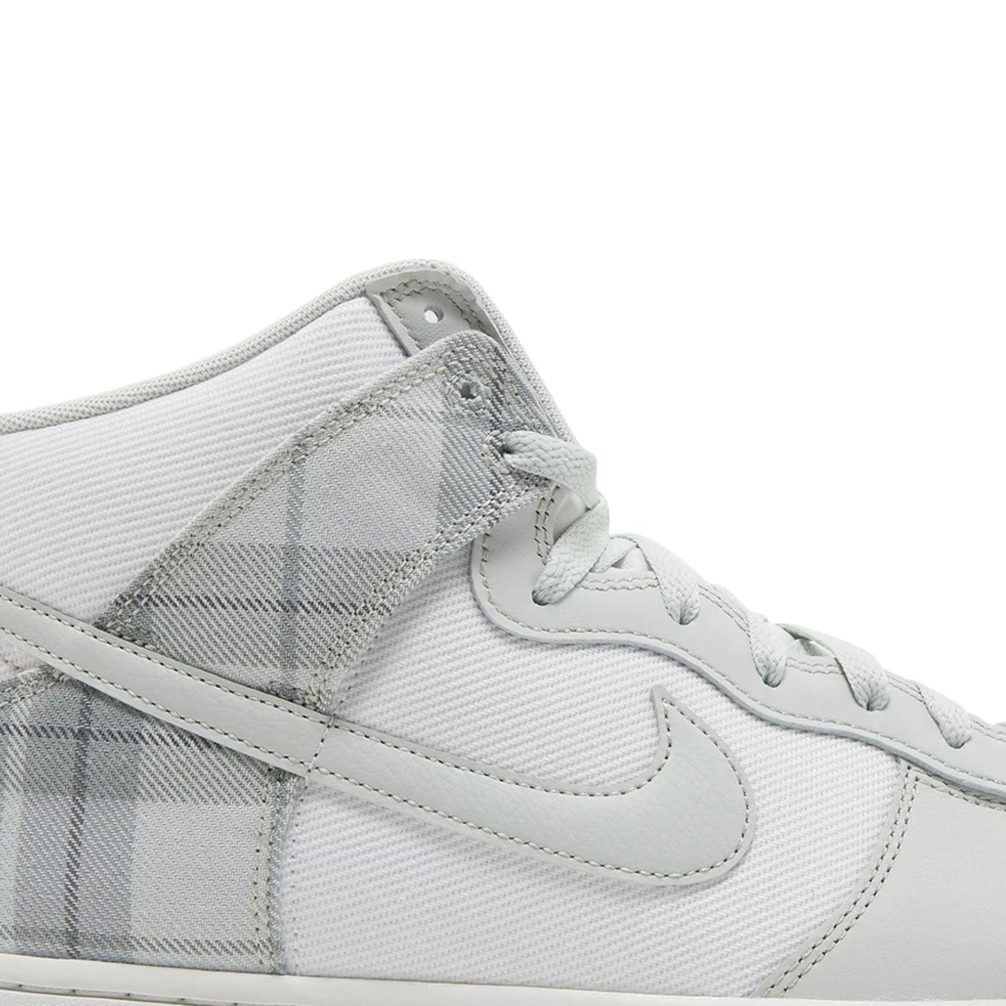 New Dunk High SE 'Tartan Plaid White Light Green' (2023)