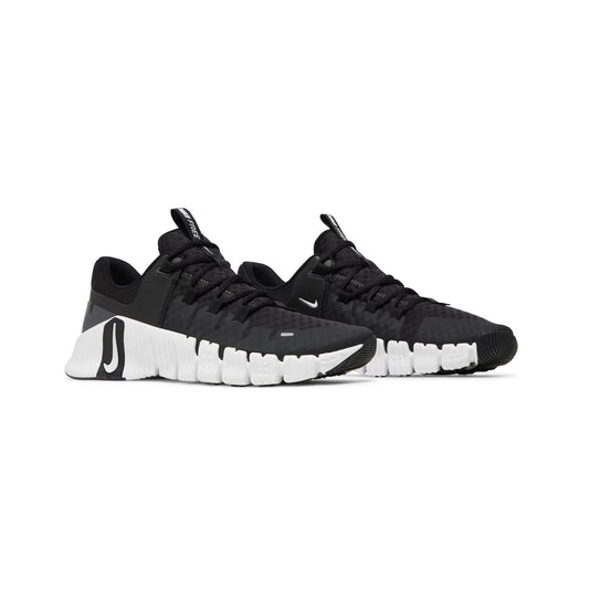 New Free Metcon 5 'Black White' (2023)