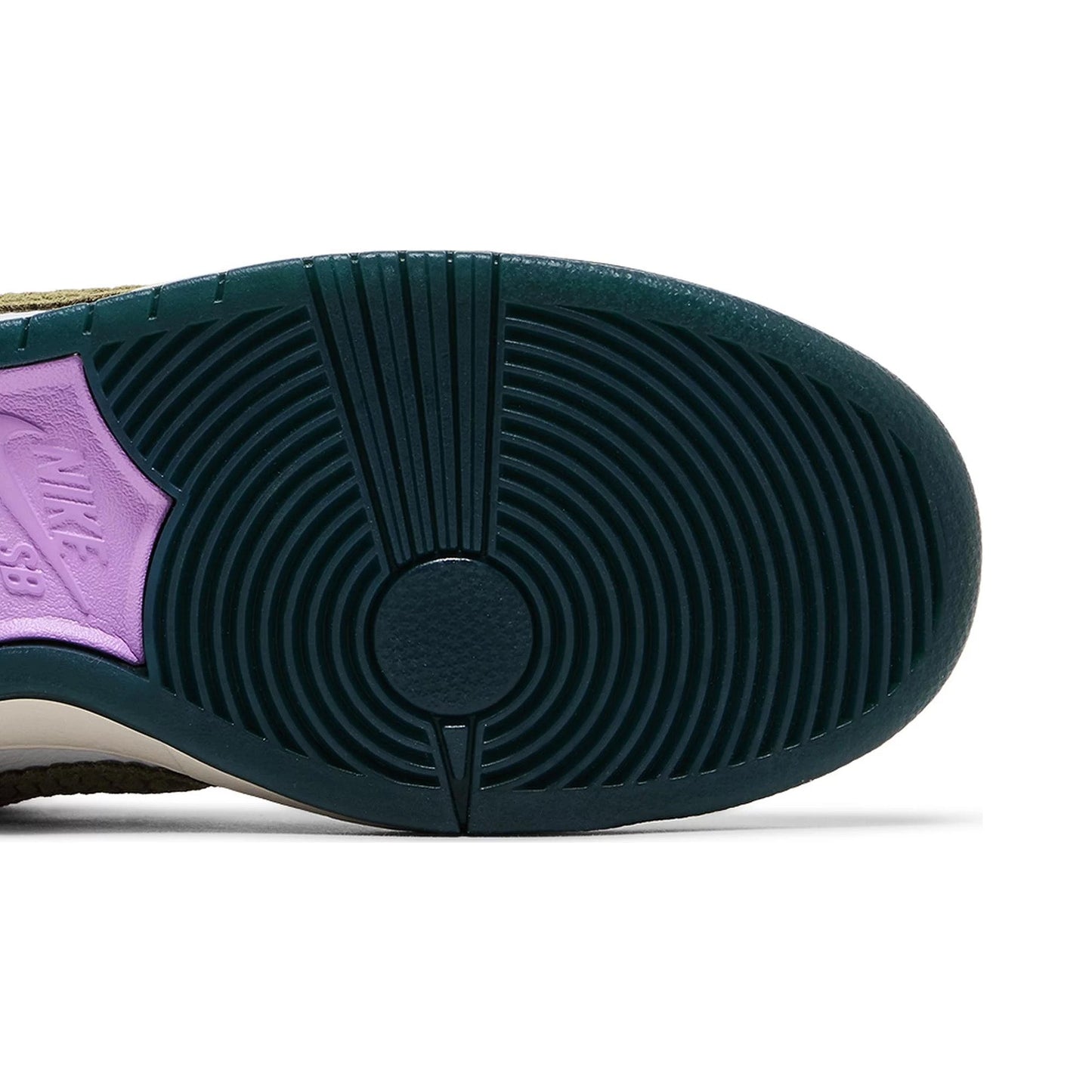 New SB Dunk Low Alexis Sablone 'Chameleon' (2024)