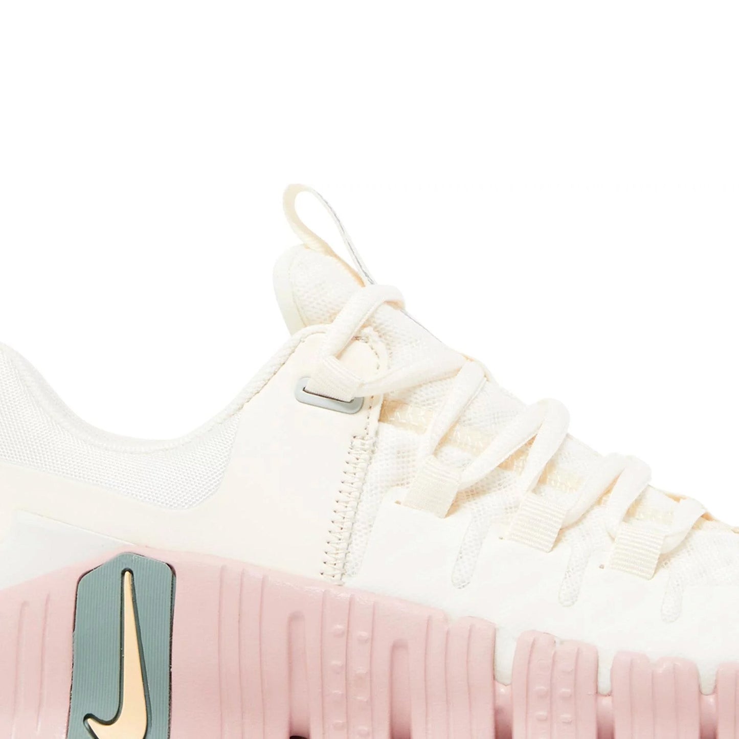 New Free Metcon 5 'Pale Ivory Ice Peach' Women's (2023)