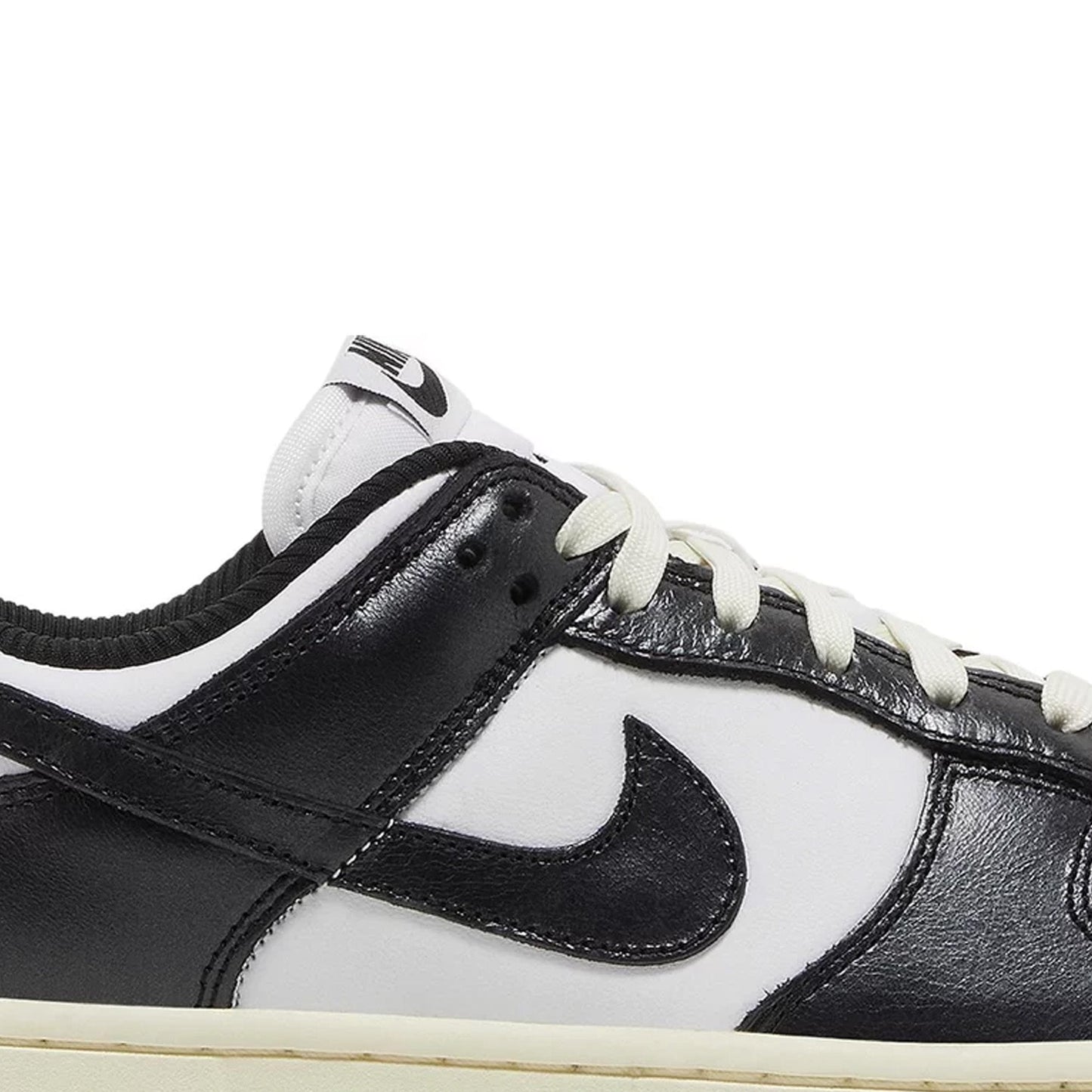 New Dunk Low Vintage 'Panda' Women's (2023)
