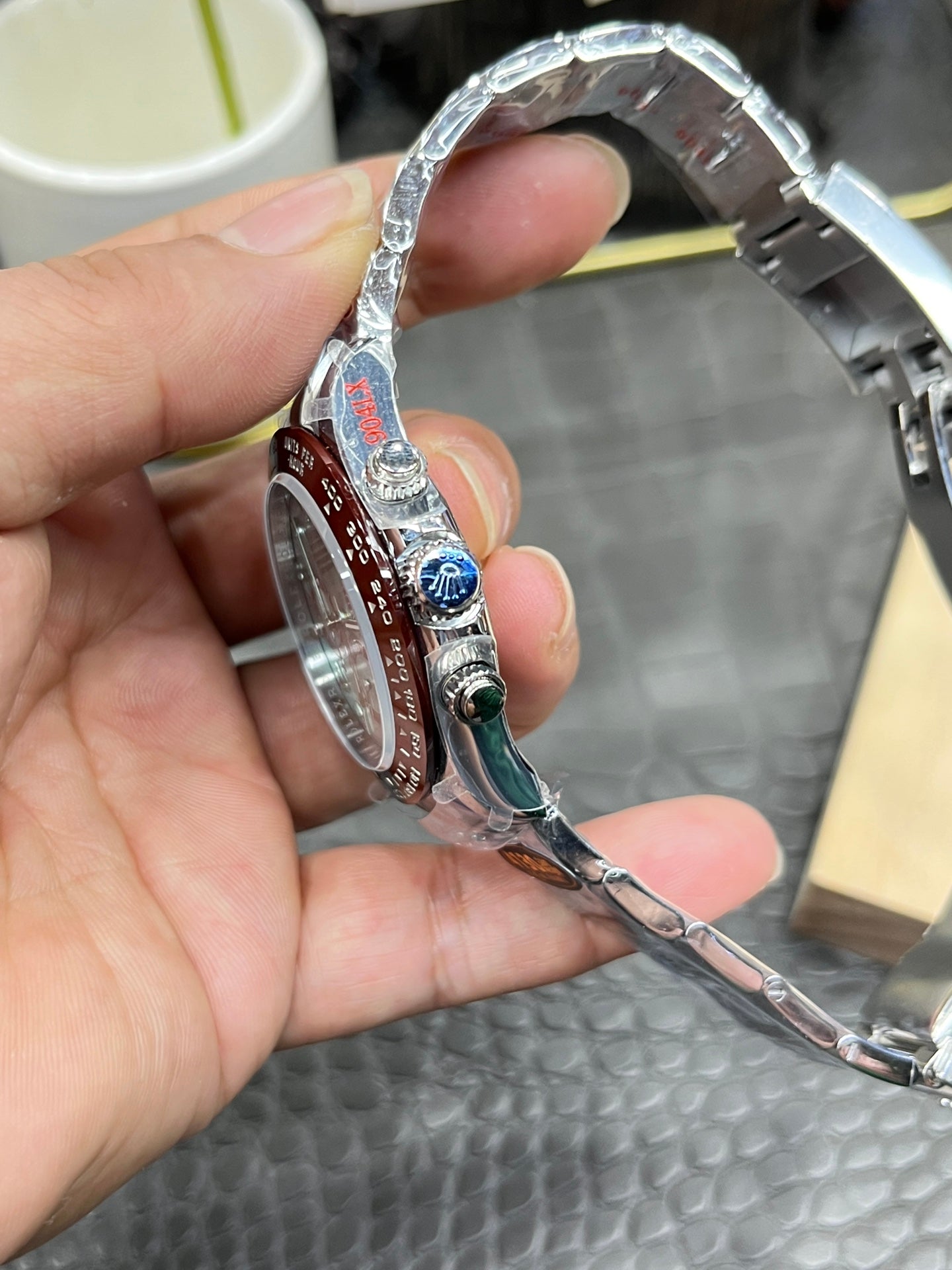 New Icelandi watch, high quality, must-have for Men