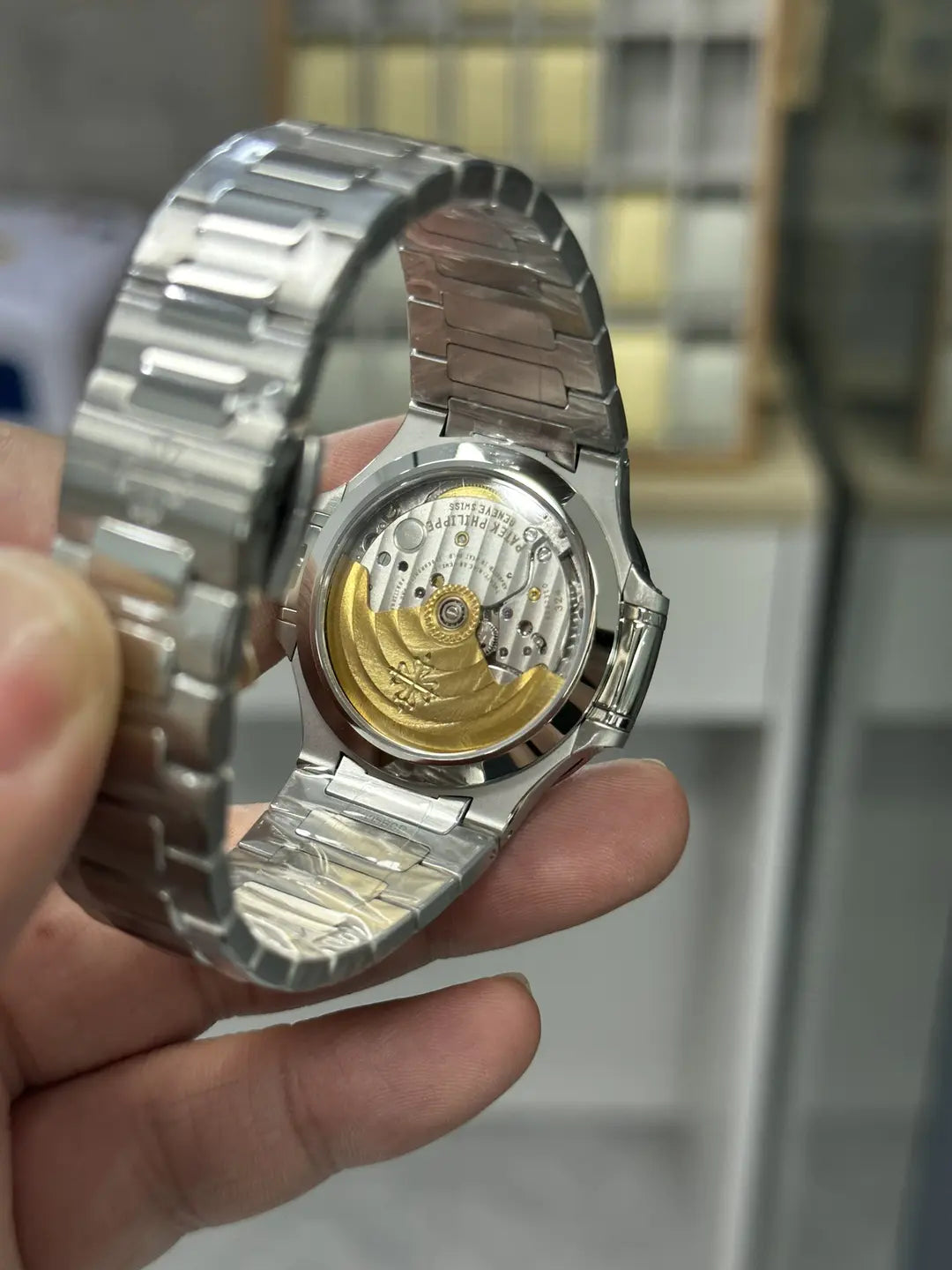 CLASSIC Ladies Nautilus Blue Dial and Grey Dial 7118 1A 001 35.2mm