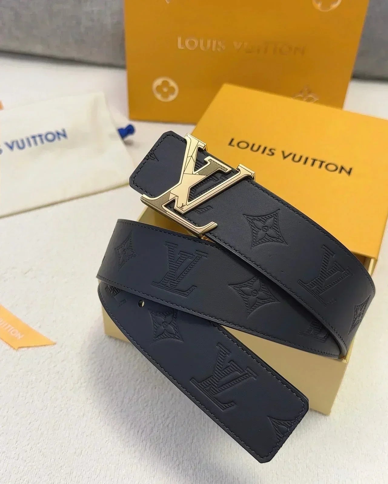 2025 belt Double-faced calfskin belt, 40 mm wide