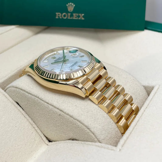 Day Date heaven 🤩 How stunning is this 36-40mm DayDate with a mother of pearl dial 🤍watch