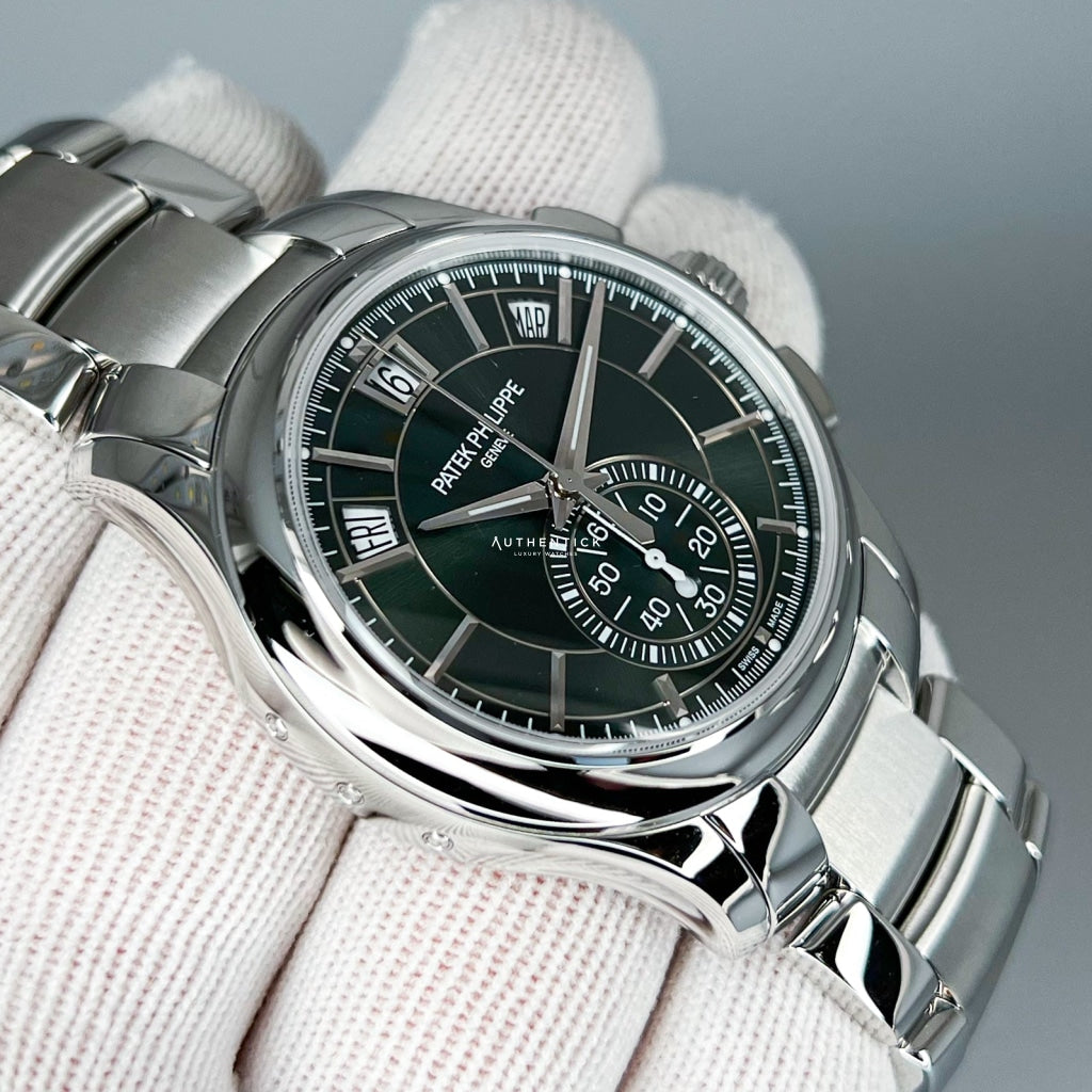 CLASSIC Complications Flyback Chronograph Annual Calendar