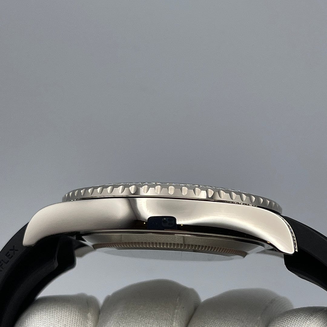 2025 Watch Yacht-Master 226679TBR White Gold Black Dial Diamond Bezel