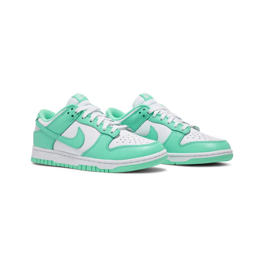New Dunk Low 'Green Glow' Women's (2021)