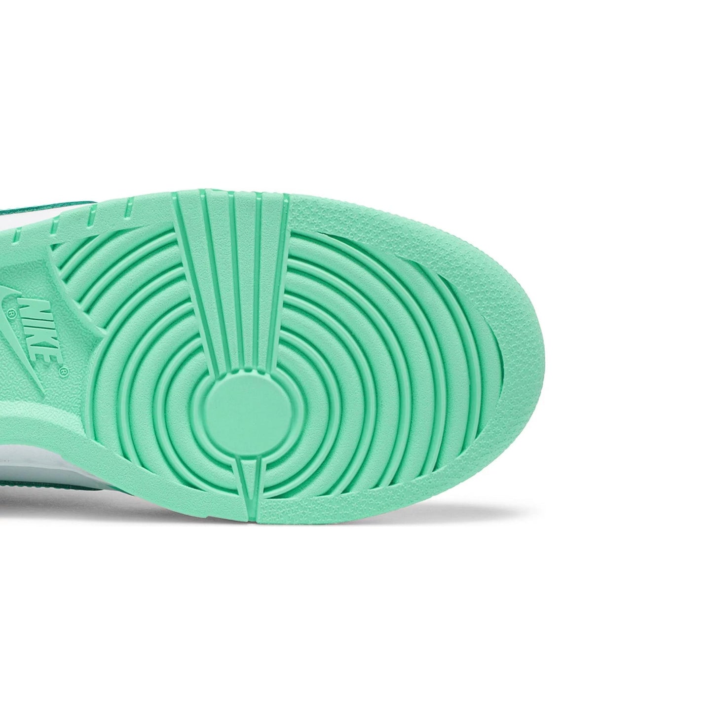 New Dunk Low 'Green Glow' Women's (2021)
