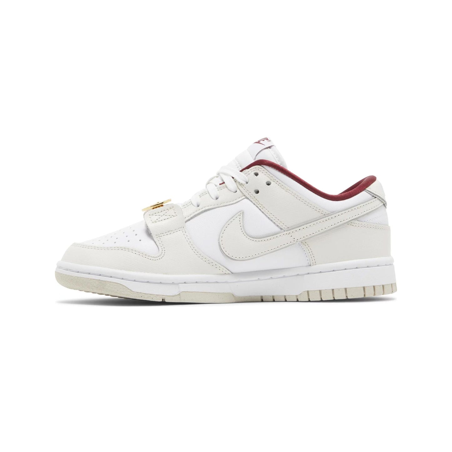 New Dunk Low SE 'Sisterhood' Women's (2023)