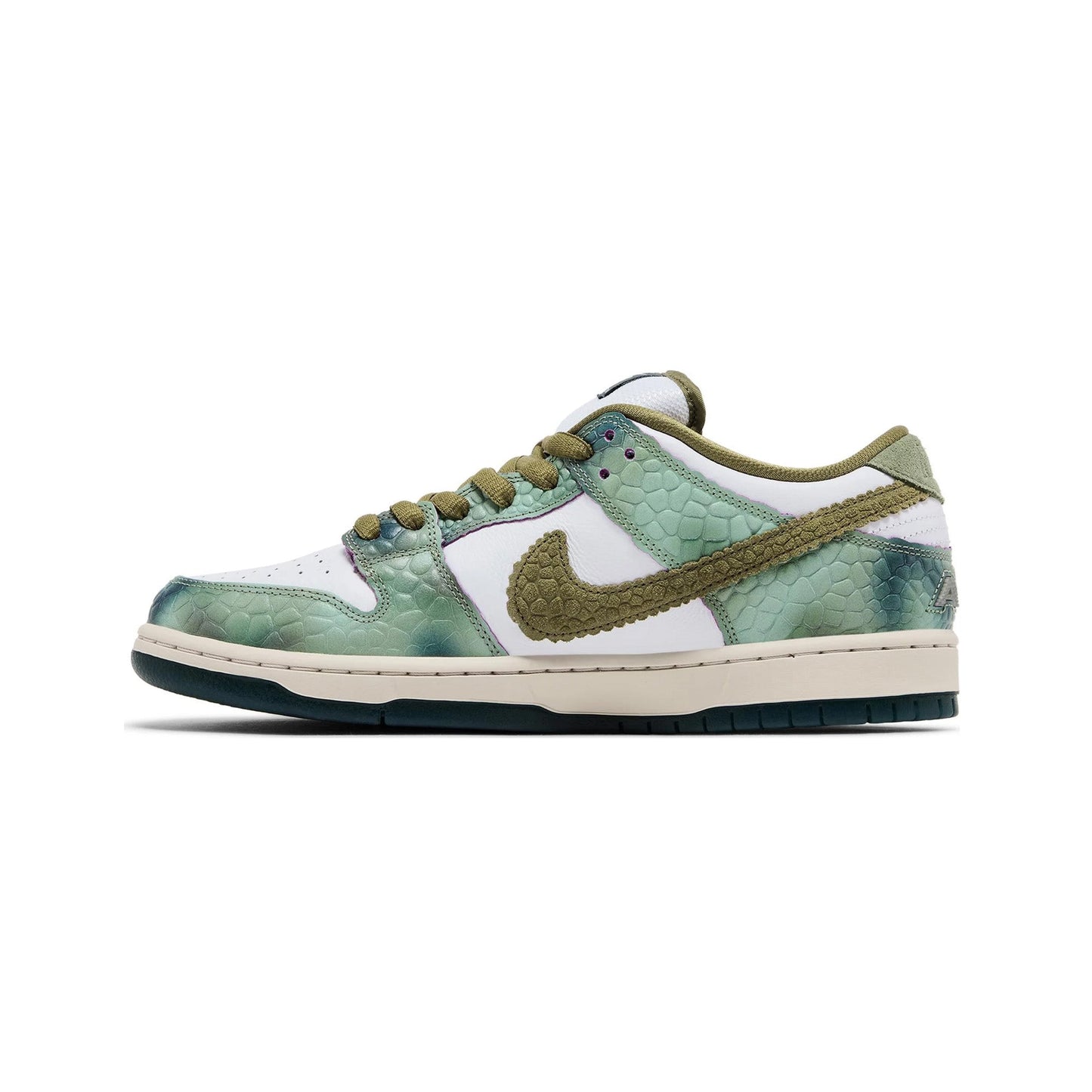 New SB Dunk Low Alexis Sablone 'Chameleon' (2024)