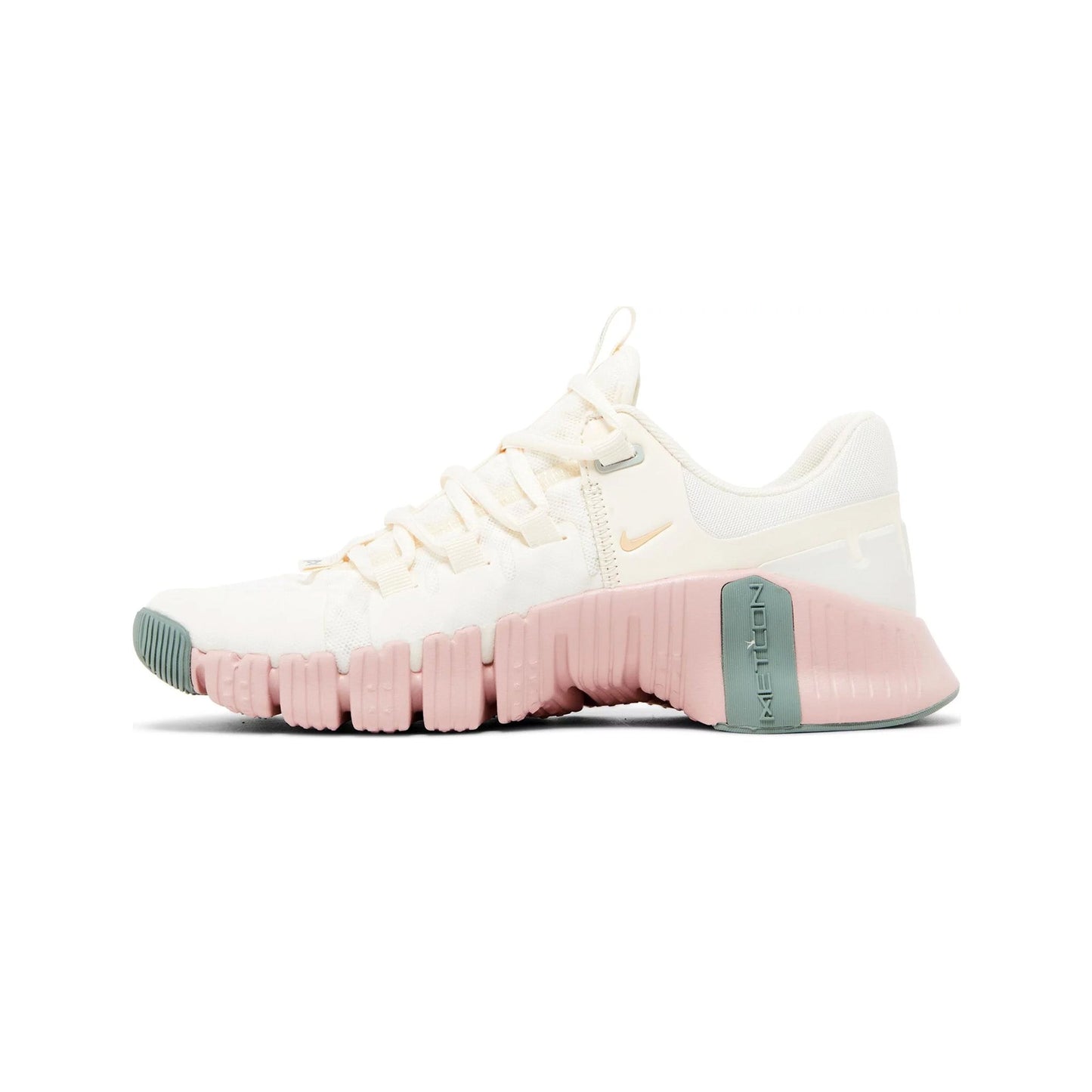 New Free Metcon 5 'Pale Ivory Ice Peach' Women's (2023)