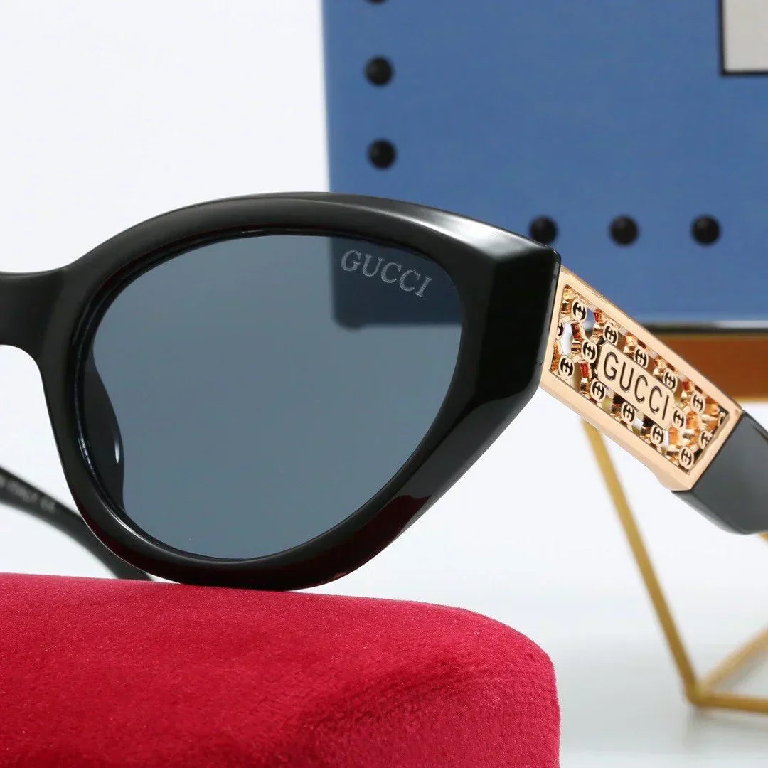 2025 Small frame triangular cat-eye sunglasses