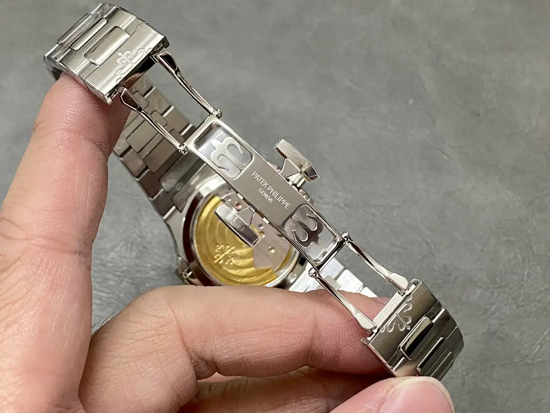 CLASSIC Ladies Nautilus Blue Dial and Grey Dial 7118 1A 001 35.2mm