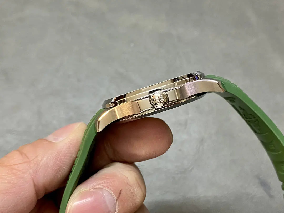 Replica CLASSIC Aquanaut 5168G 010 40mm Mens Watch