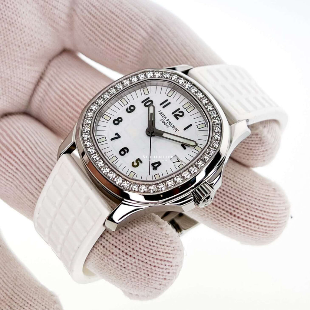 CLASSIC Luce Aquanaut White Dial Stainless Steel 5067A-011