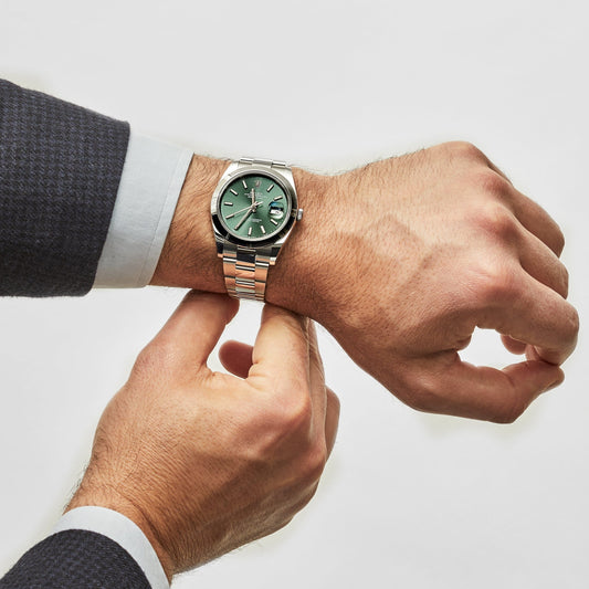 2025 Watch Datejust 126300 Stainless Steel Green Dial Oyster (2022)