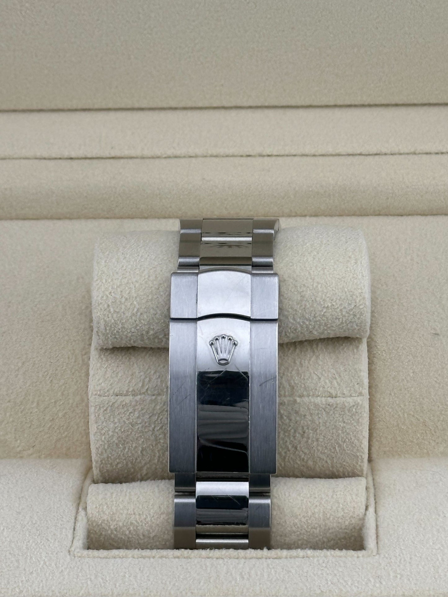 2025 Watch Sky-Dweller 326934 Stainless Steel Blue Dial Oyster (2022)