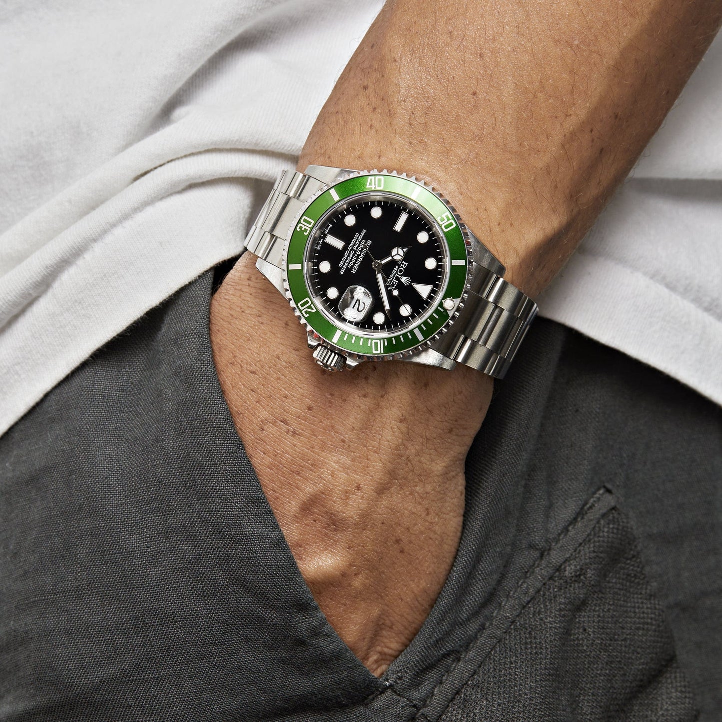 2025 Watch Submariner Date 16610LV 'Kermit' Bezel Flat 4 Stainless Steel Black Dial Oyster (2003)